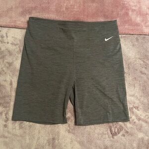 Nike One Mid Rise Bike Shorts